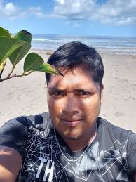 <strong>Oscar B.</strong>